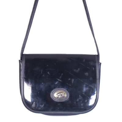 Fri-laukku, musta kiiltonahkalaukku 80-luvulta