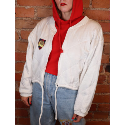 valkoinen bomber takki