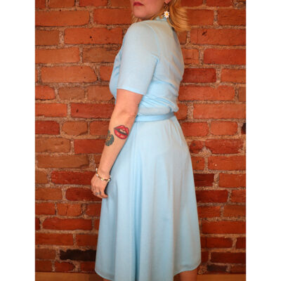 sininen vintage mekko