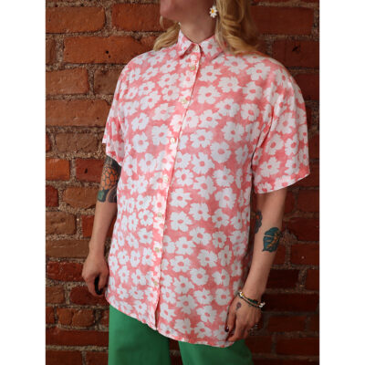 vaaleanpunainen kukkapaita