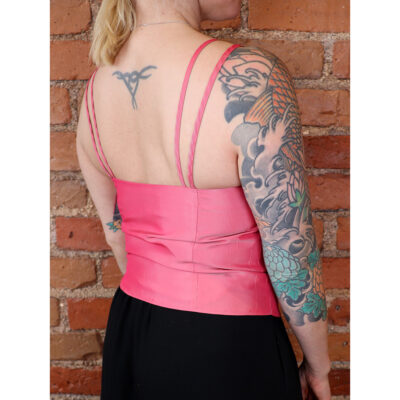 vaaleanpunainen toppi