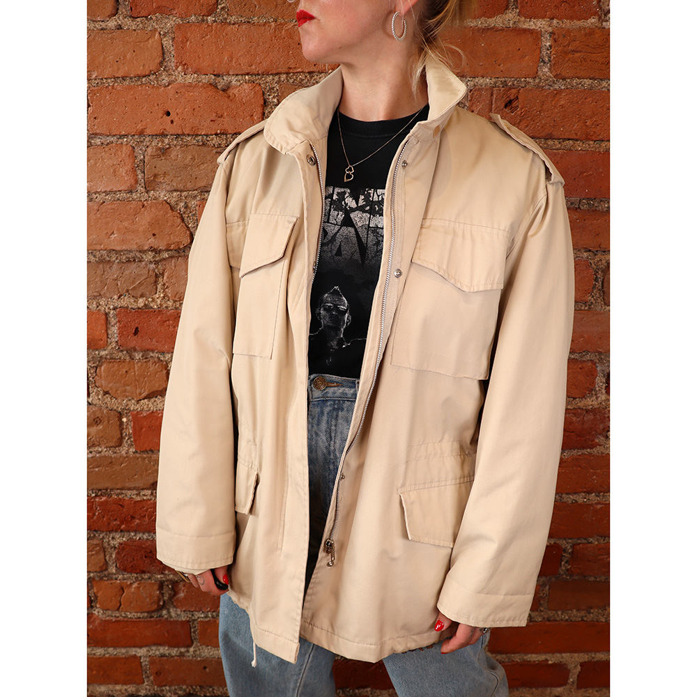 vintage maihinnousutakki