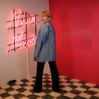 kotimainen farkkutakki