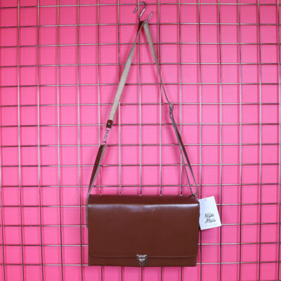 vintage kiikarilaukku