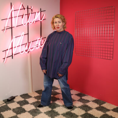 valtion pukutehdas peltipaita