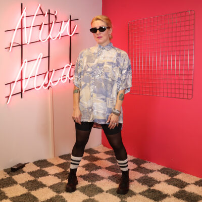 lyhythihainen 90-luvun paita